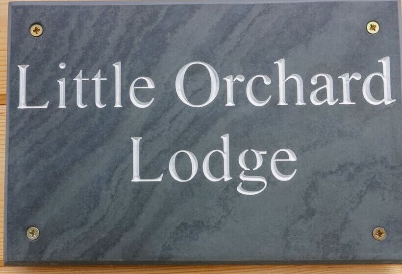 Little Orchard Lodge