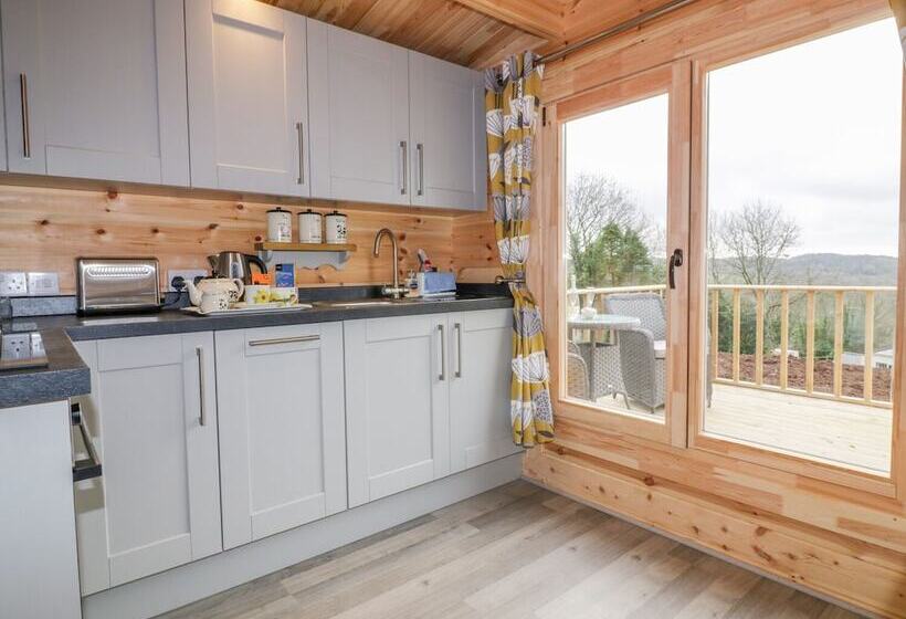 Little Orchard Lodge