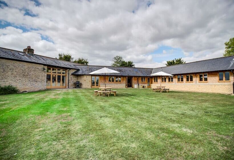 Lower Farm Barn