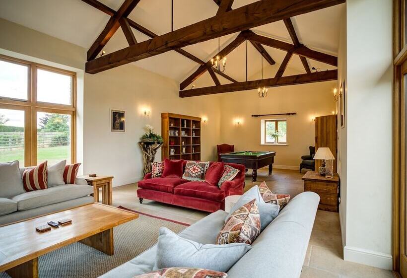 Lower Farm Barn