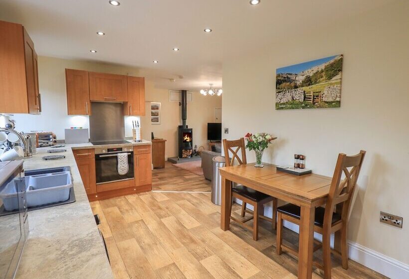 Orcaber Farm Retreat