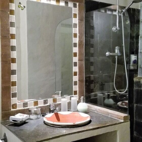 بنسيون Casa De Terena