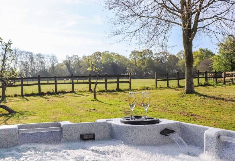 Pheasant Lodge At Chapel Lodges