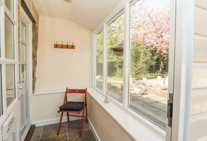 Robin Cottage