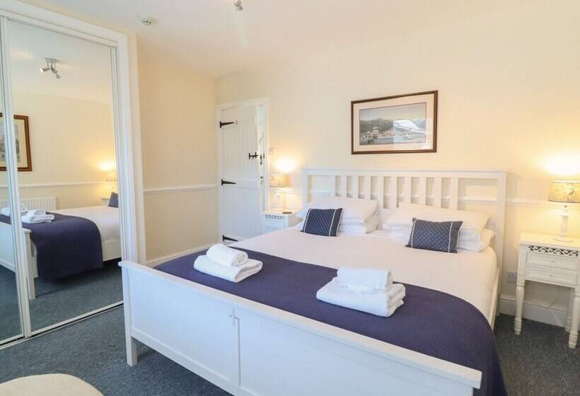 Sea View Apartment