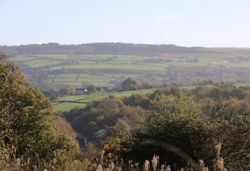 The Cottage, Beeston Hall