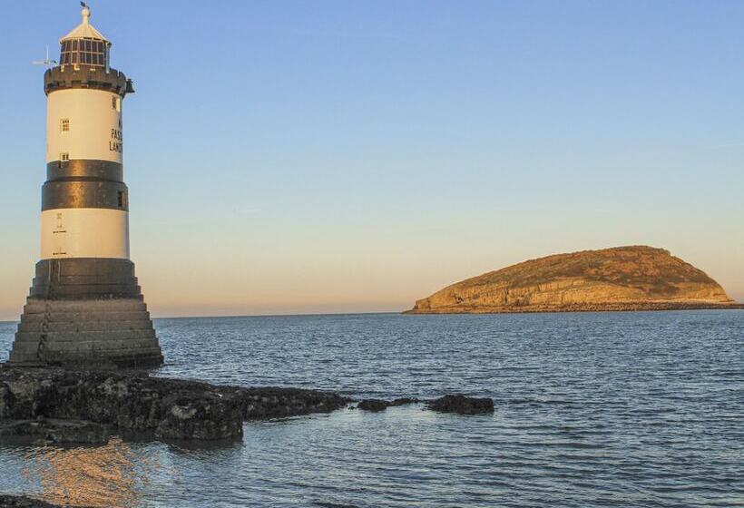 The Old Lifeboat House