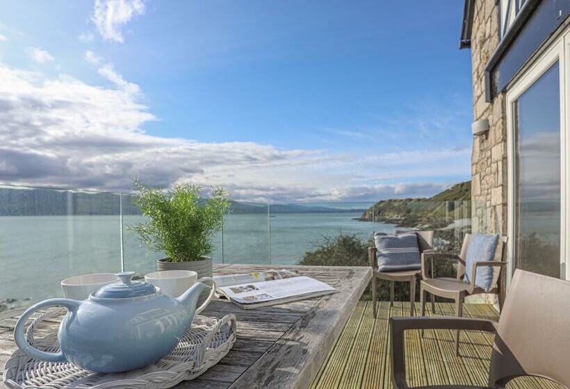 The Old Lifeboat House