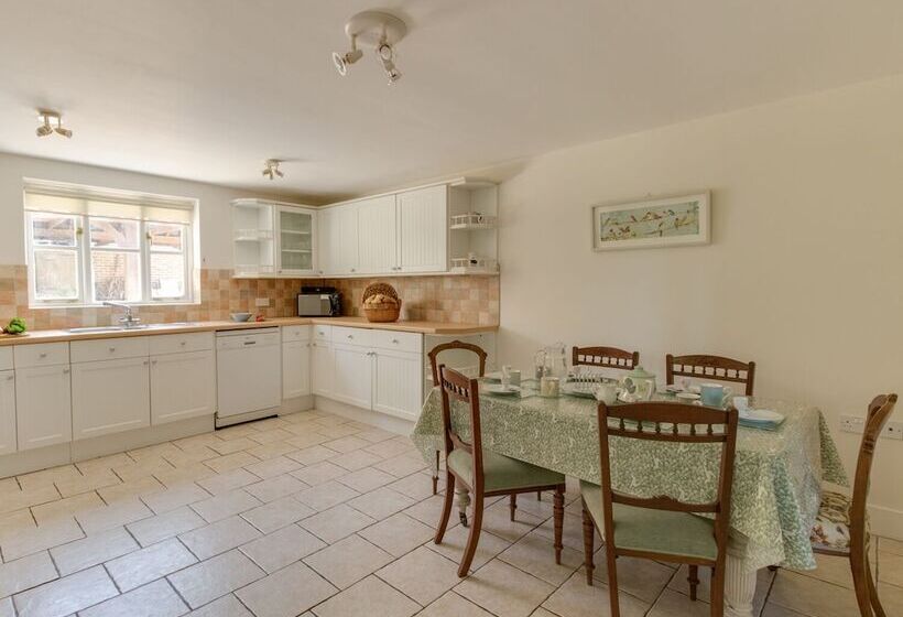 The Old School House