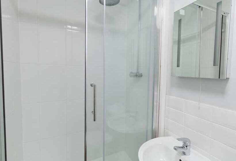 The Old School House