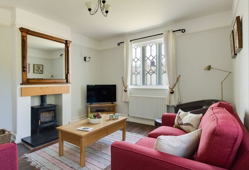 The Old School House