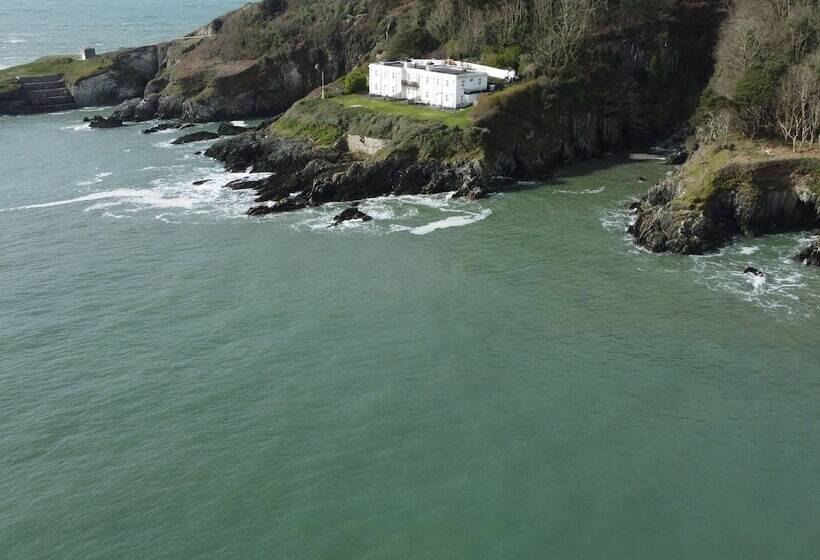 The Old Signal House