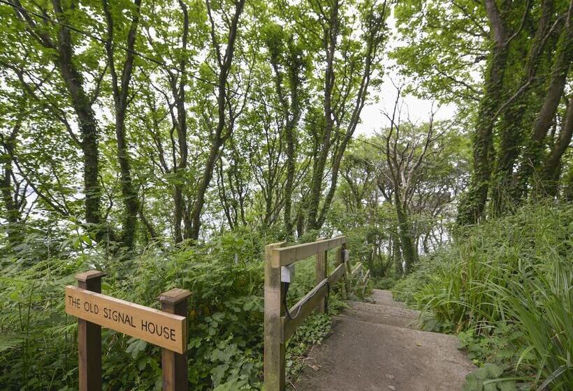 The Old Signal House