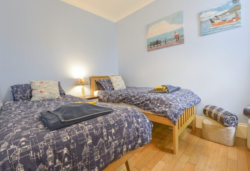 The Old Signal House