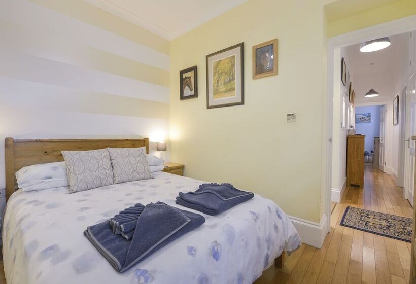 The Old Signal House