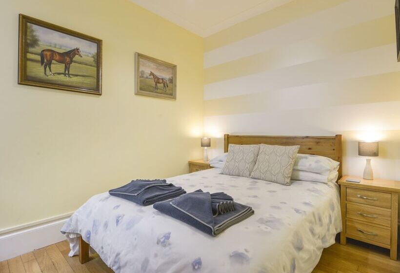 The Old Signal House