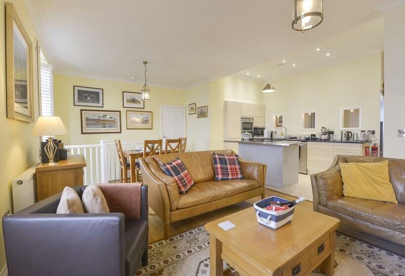 The Old Signal House