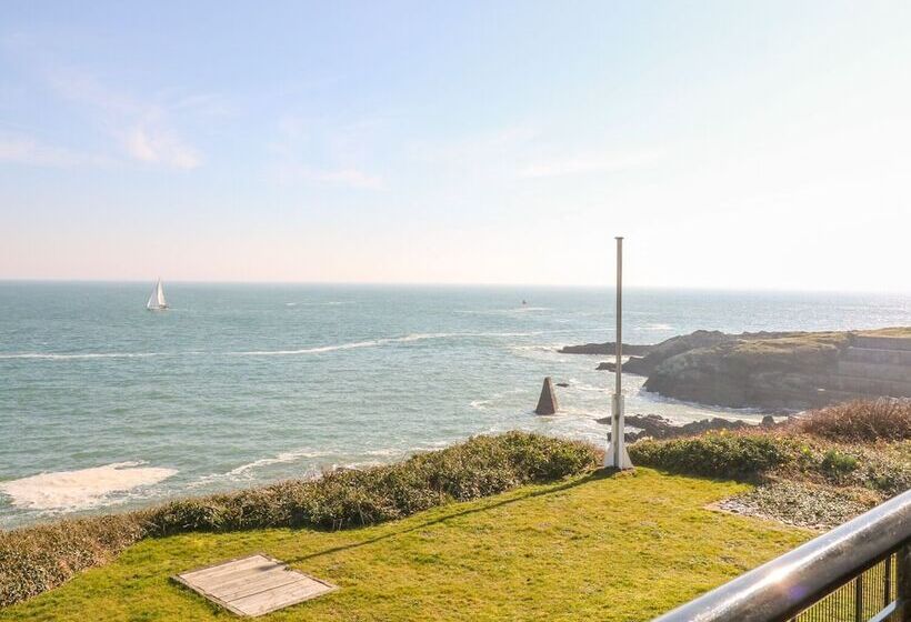 The Old Signal House