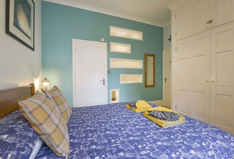 The Old Signal House