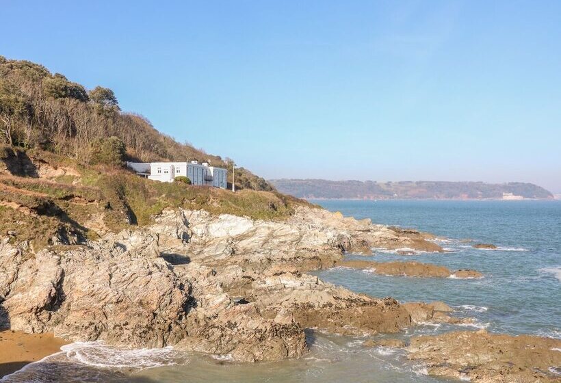 The Old Signal House