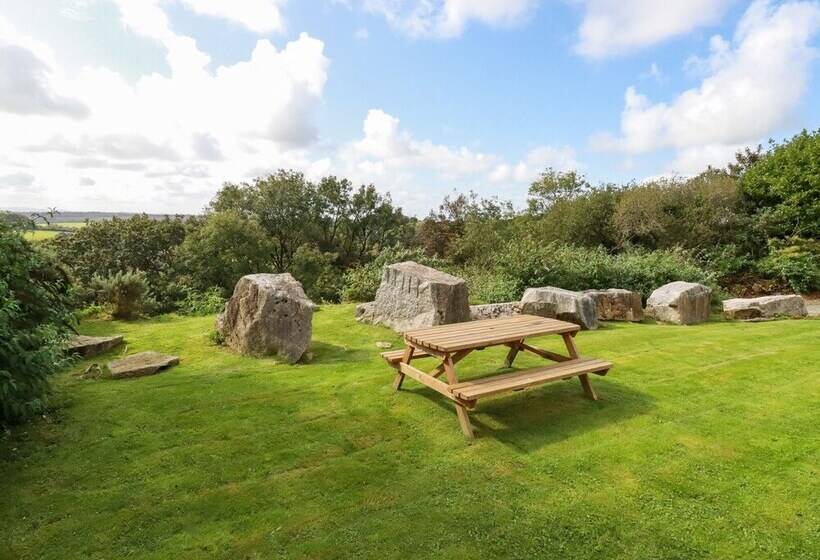 Tressa, Tor Down Quarry