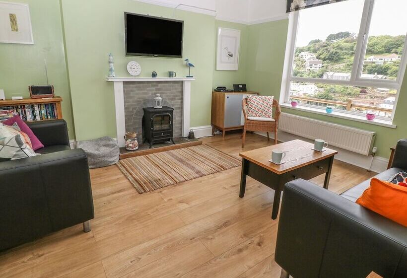 Two Tides Cottage