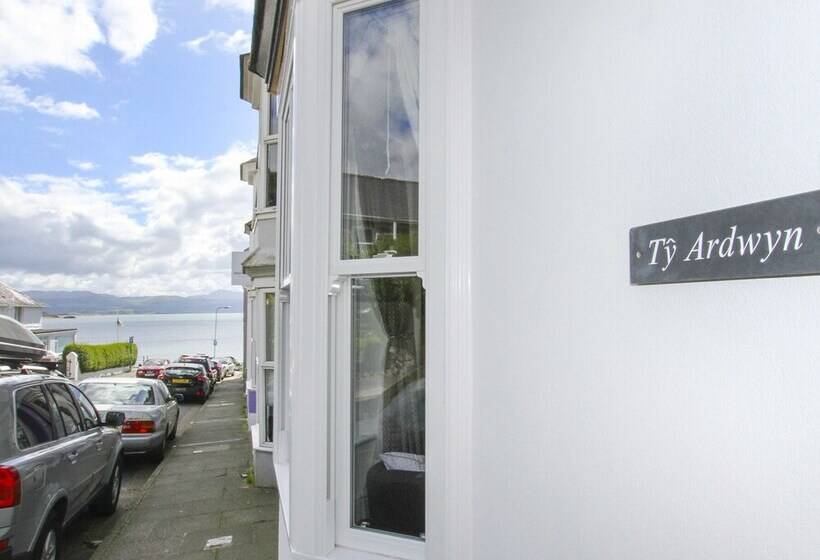 Ty Ardwyn