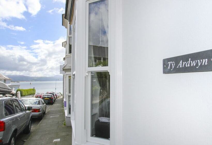 Ty Ardwyn