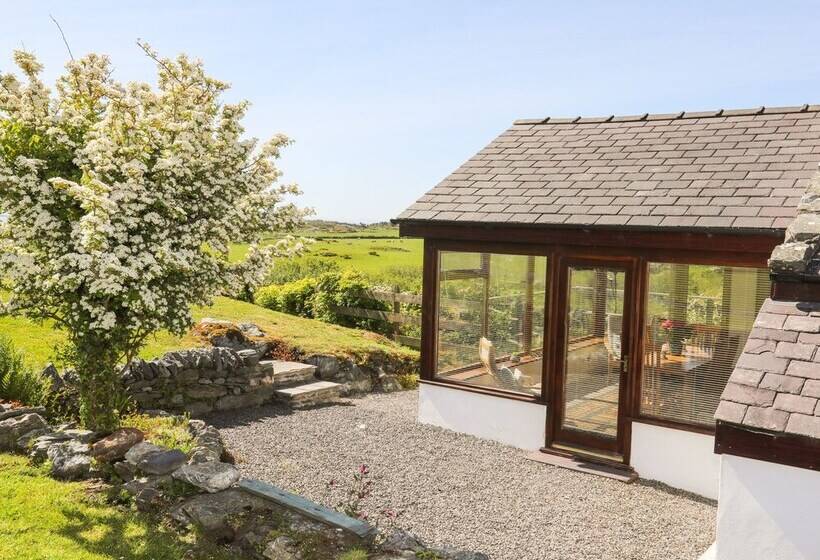 Tymynydd Cottage