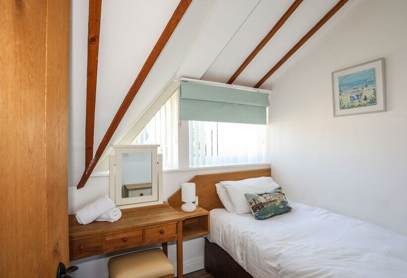 Tyn Towyn   Ty Gwyrdd