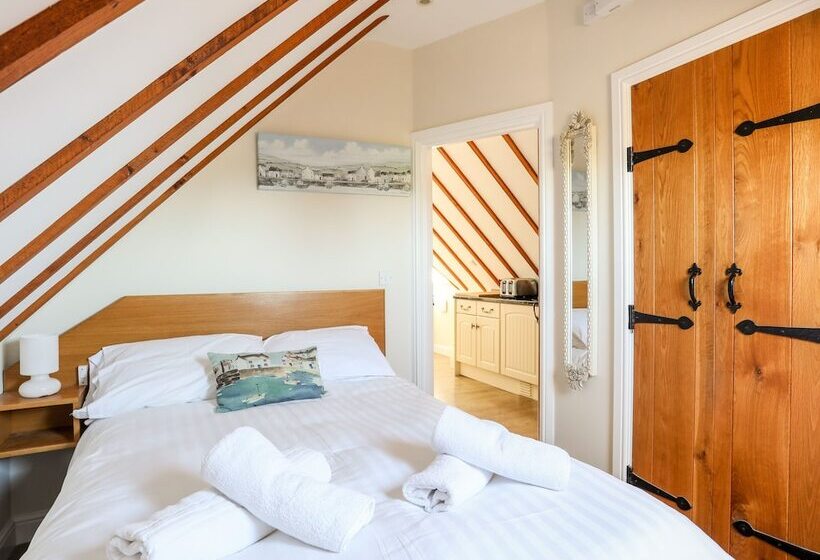 Tyn Towyn   Ty Melyn