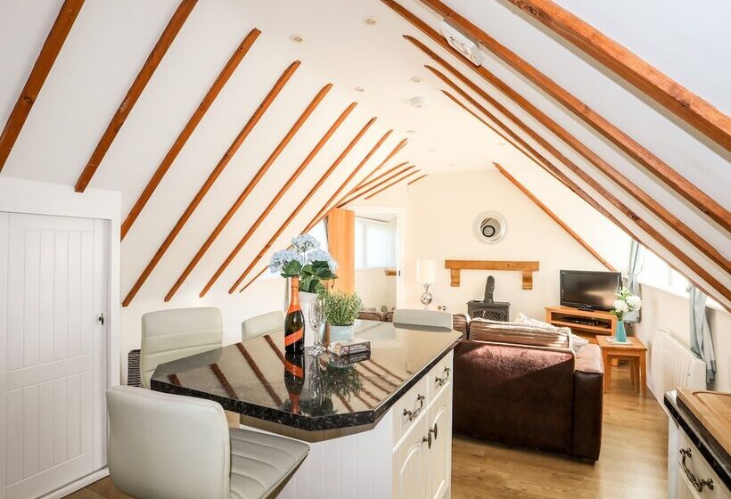 Tyn Towyn   Ty Melyn