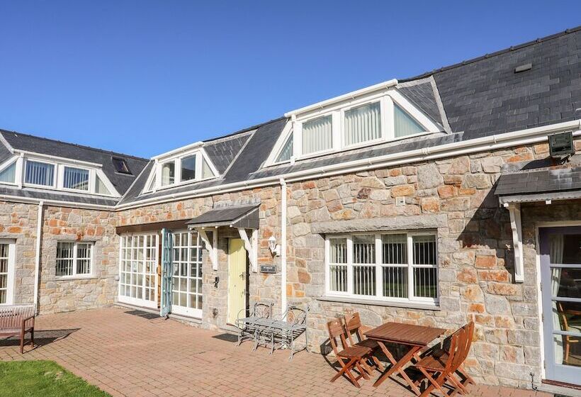 Tyn Towyn   Ty Melyn