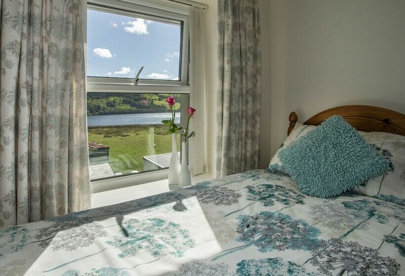 17 Victoria Terrace Perthi