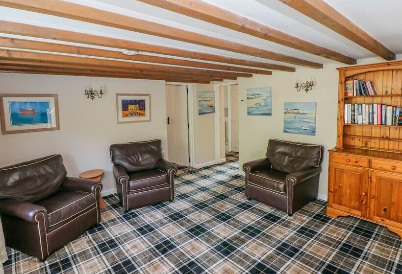 Vineyard Vale Cottage