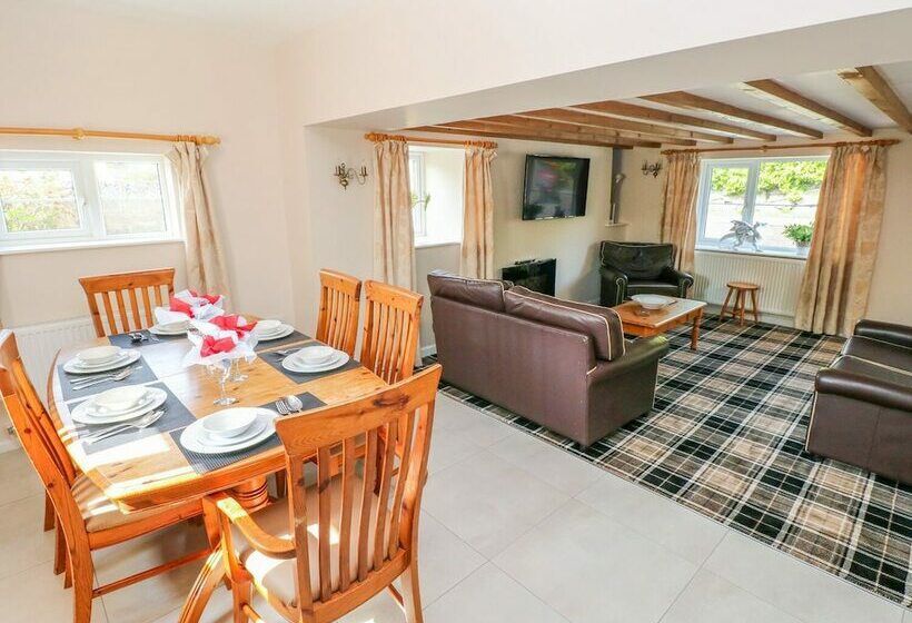 Vineyard Vale Cottage