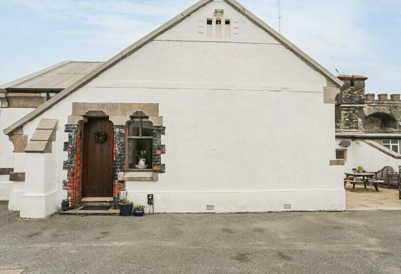 West Lighthouse Keeper's Cottage