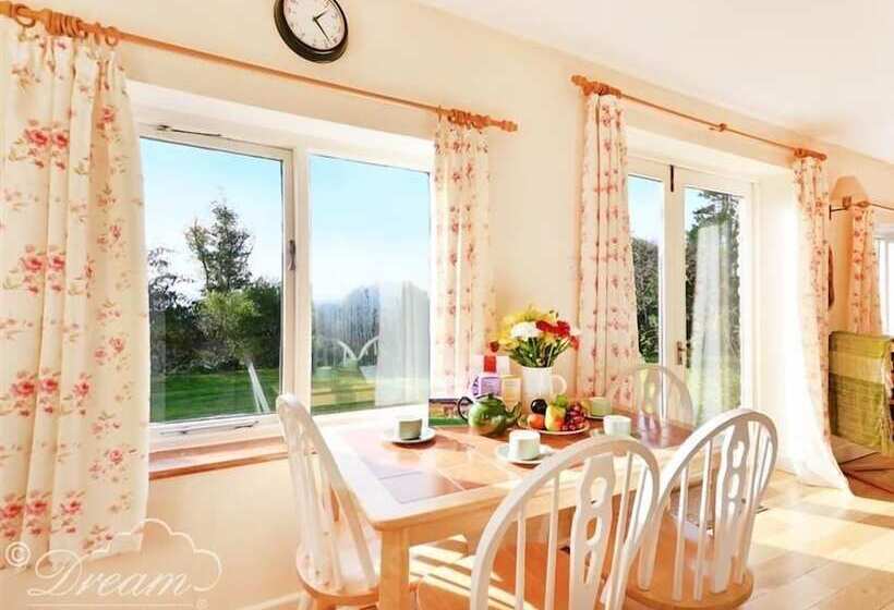 Whispering Pines Cottage