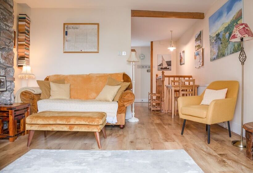 14a Courtenay Street