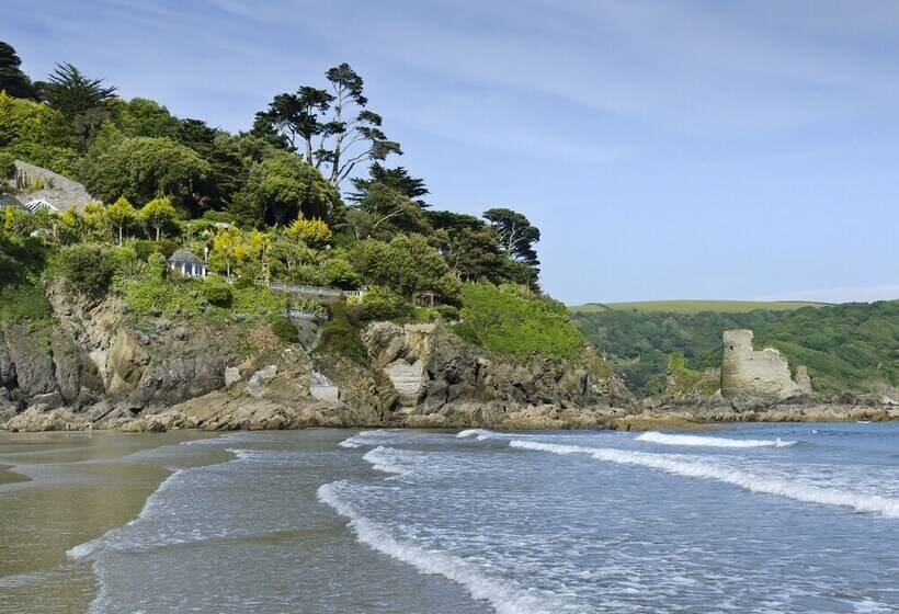 3 The Salcombe