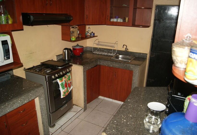 هاستل Mignay Backpacker