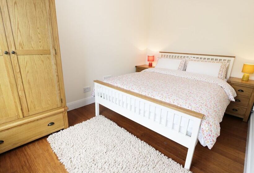 Awe View Railway Cottage