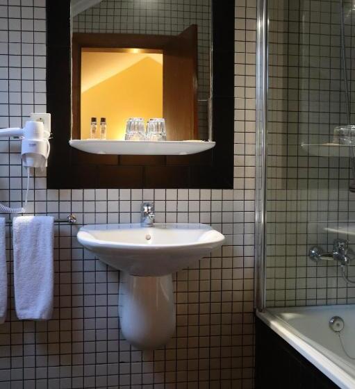 Bed and Breakfast Alojamento Santa Clara