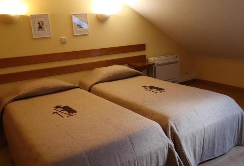 Bed and Breakfast Alojamento Santa Clara