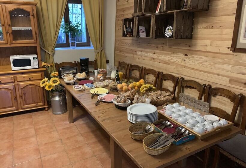 مبيت وإفطار El Abejaruco