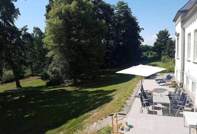 تختخواب و صبحانه Hesede Hovedgård