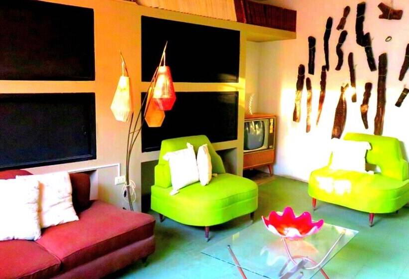 تختخواب و صبحانه La Casa De Mamama