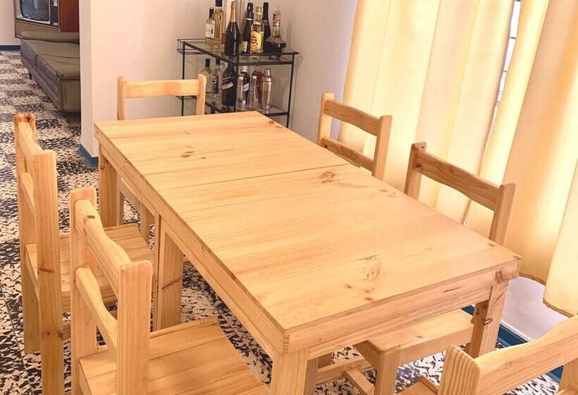 تختخواب و صبحانه La Casa De Mamama