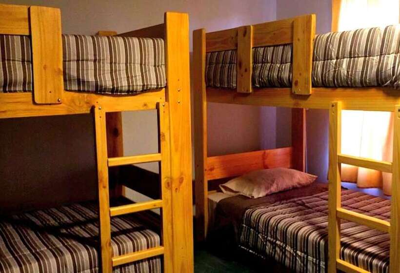 تختخواب و صبحانه La Casa De Mamama