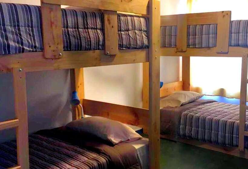 تختخواب و صبحانه La Casa De Mamama